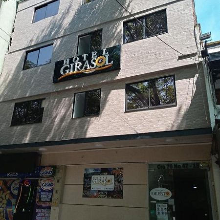 Hotel Girasol 70 메딜린 외부 사진